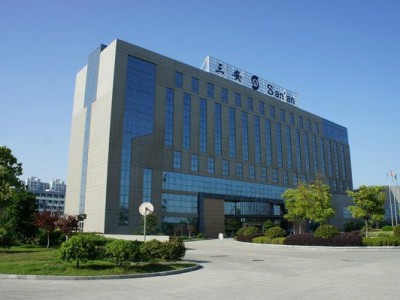 Strengthening Connections: Songjiang’s Braided Flexible Connectors and Single Rubber Expansion Joints Empower Anhui San’an Optoelectronics